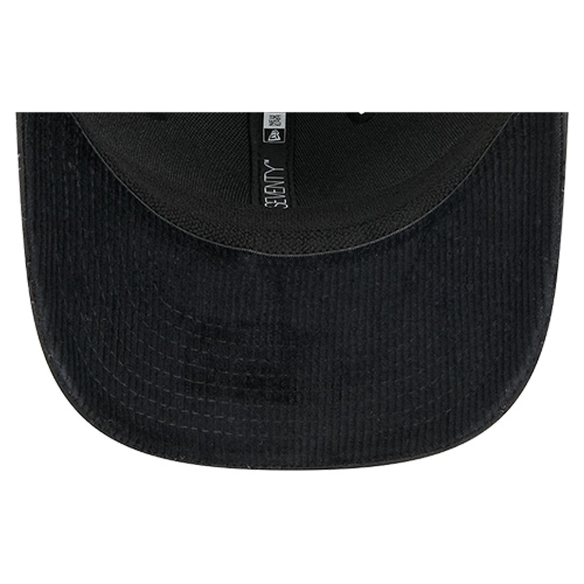 Men's Dallas Mavericks New Era Black Quilted 9SEVENTY Trucker Adjustable Hat
