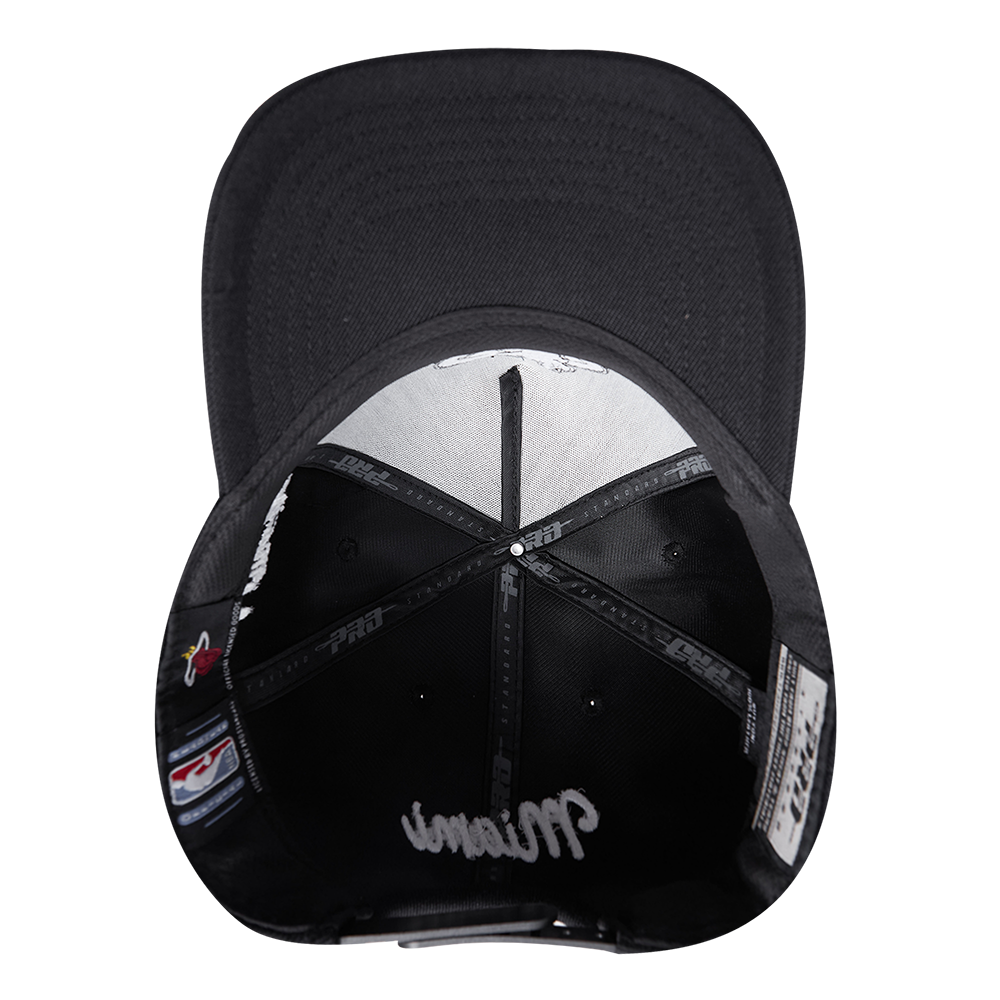 Men's Miami Heat Pro Standard Black Paint the City Pinch Front Snapback Hat