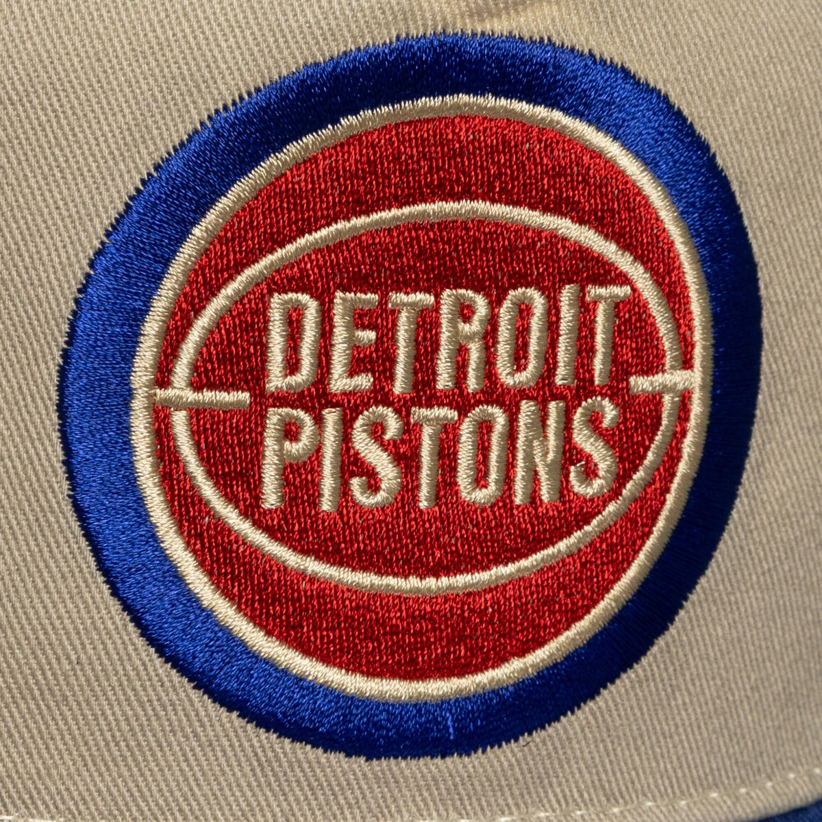 Men's Detroit Pistons Mitchell & Ness Cream Hardwood Classics Retro Roots Snapback Hat
