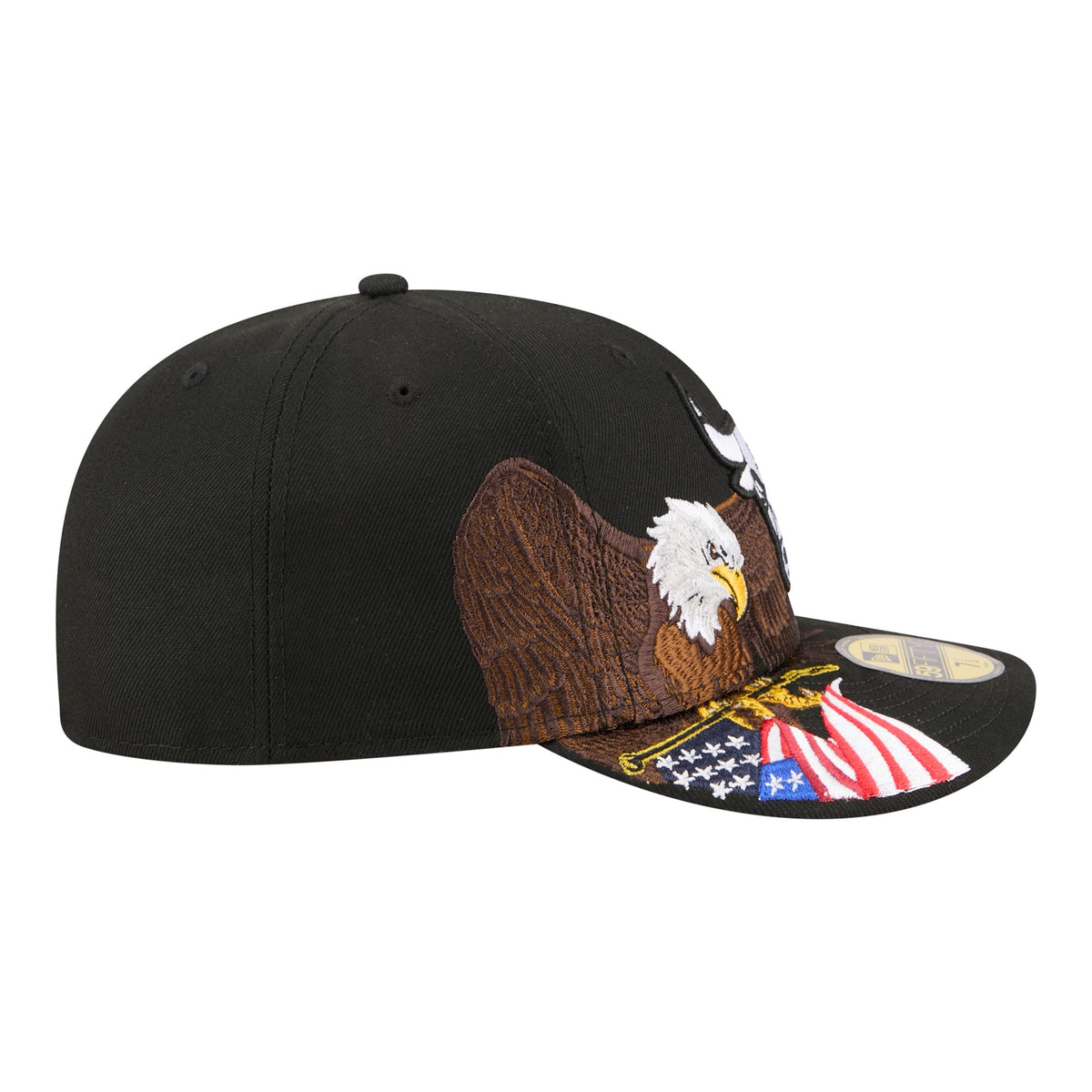 Men's Chicago Bulls New Era Black Freedom Pre-Curved 59FIFTY Fitted Hat