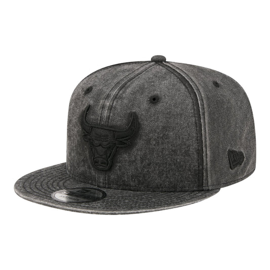 Men's Chicago Bulls  New Era Black Washed Tonal 9FIFTY Snapback Hat