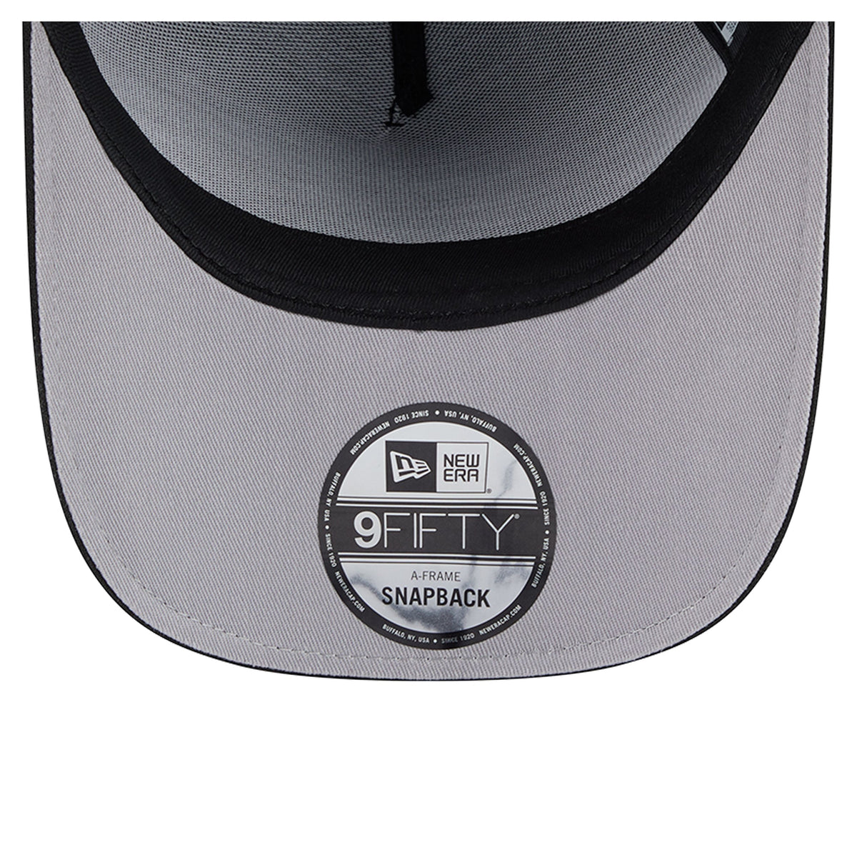 Men's Milwaukee Bucks  New Era Black Golden 9FIFTY Snapback Hat