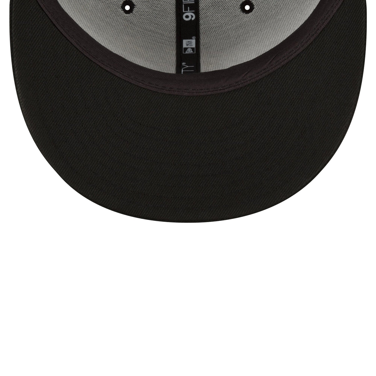 Men's Cleveland Cavaliers New Era Black & White 9FIFTY Snapback Hat