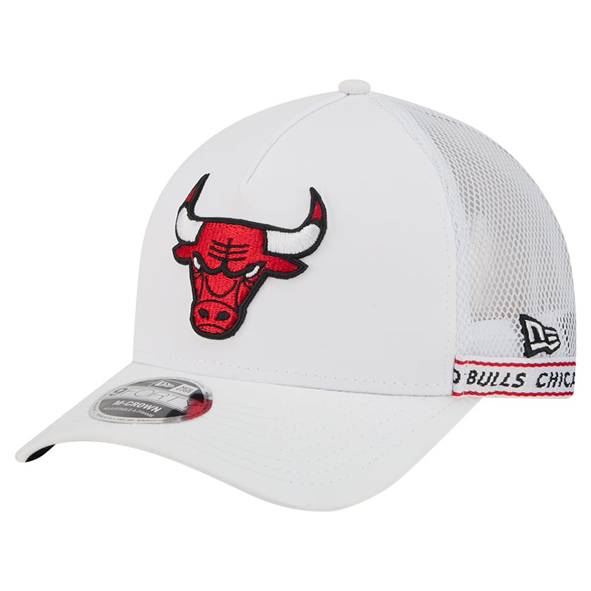 Men's Chicago Bulls  New Era White Featherweight Team Tape 9FORTY M-Crown A-Frame Adjustable Hat