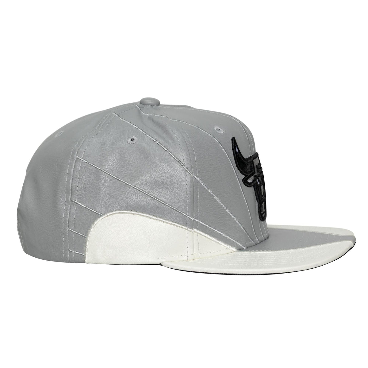 Chicago Bulls Mitchell & Ness Gray/White Day 12 Two-Tone Faux Leather Snapback Hat