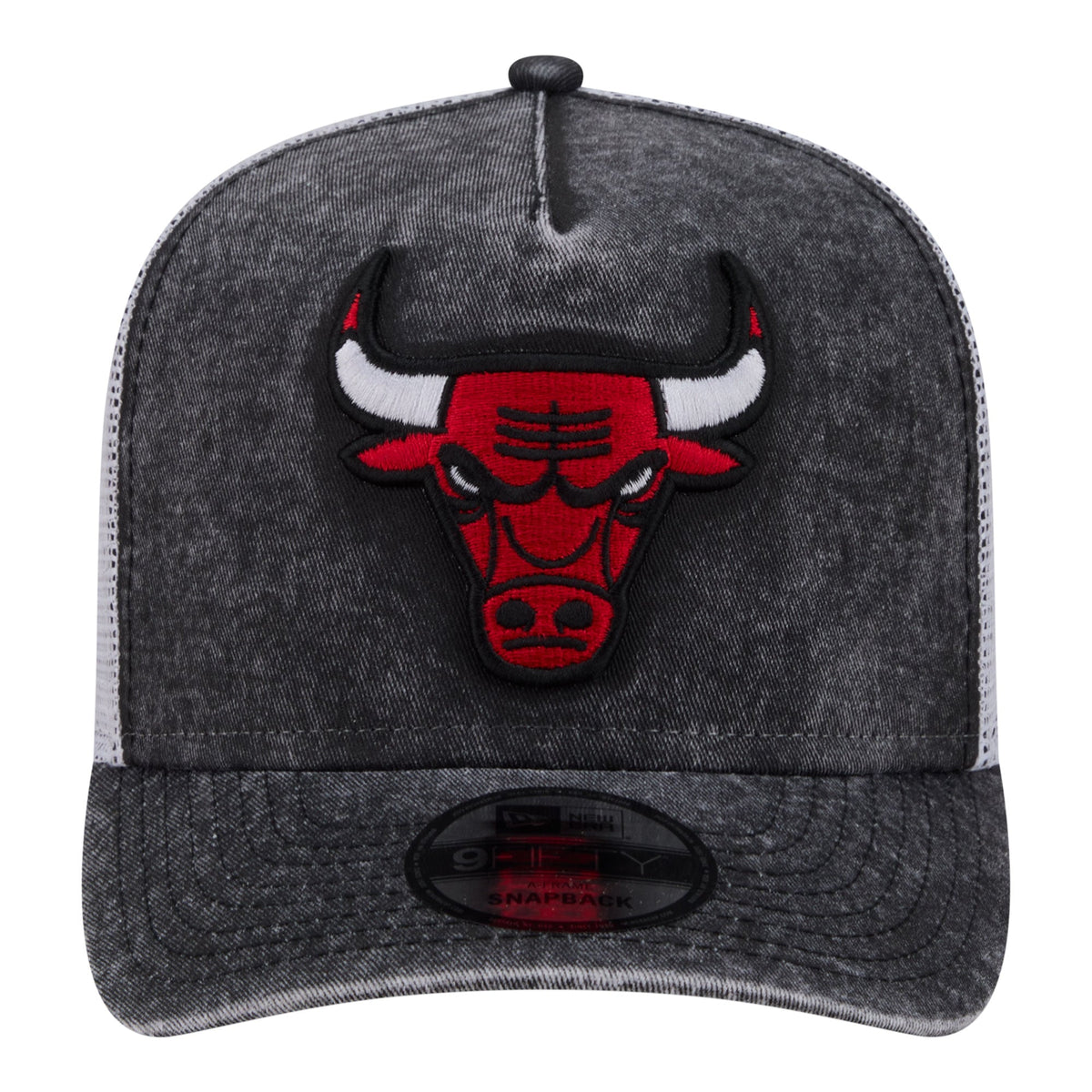 Men's Chicago Bulls  New Era Black/White Washed Meshback 9FIFTY Adjustable Hat