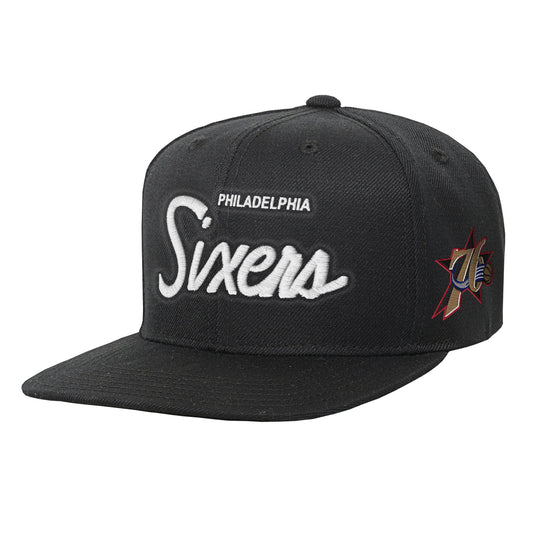 Youth Philadelphia 76ers Mitchell & Ness Black Head Coach Flat Brim Snapback Hat
